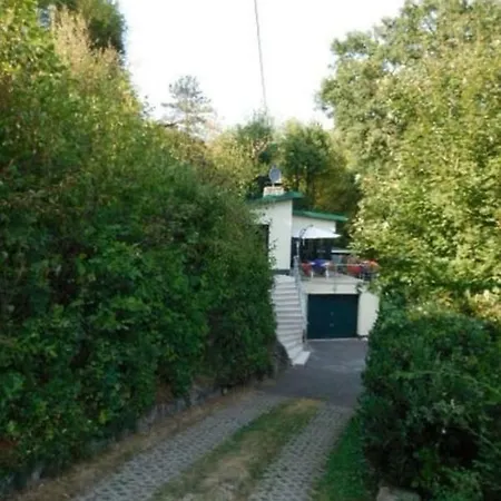 Ferienhaus Hecker 아파트 *